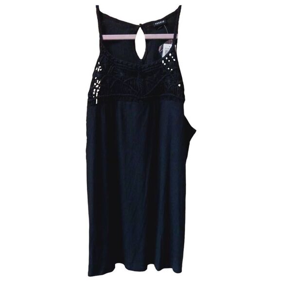 TORRID NEW Plus Size Black Macrame Knit High Neck Tank Top. - Picture 2 of 15